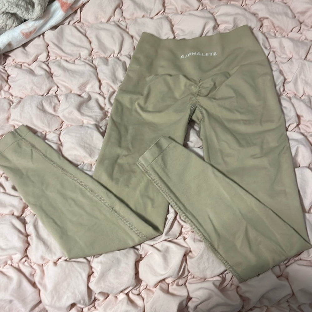 Alphalete Amplify Leggings